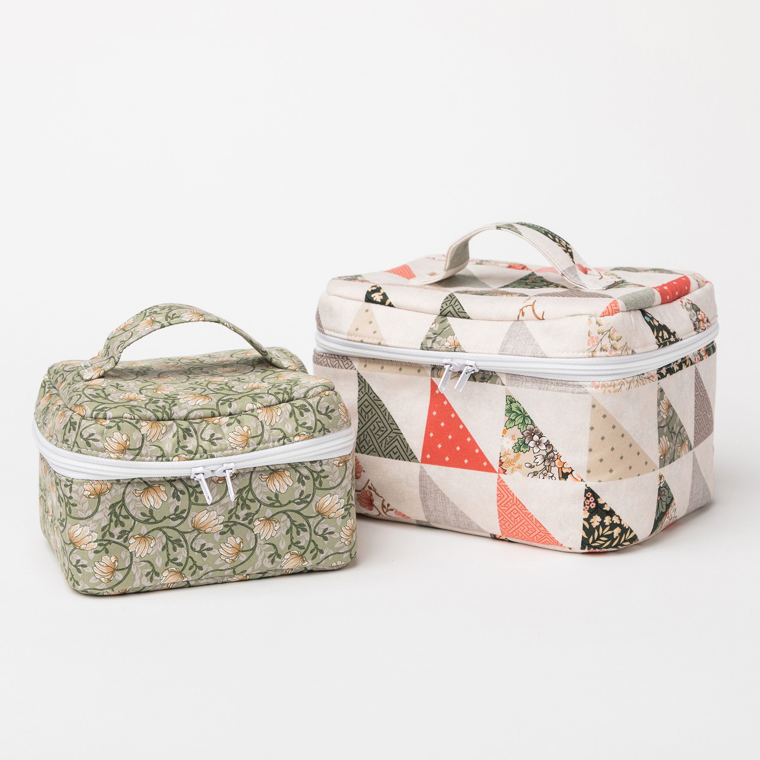 Crimson and Clover Train Cases Pattern Downloadby Sew Sweetness