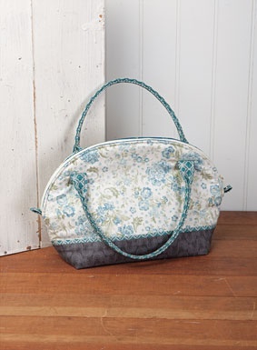 Pretty Purseby Sewing Sue