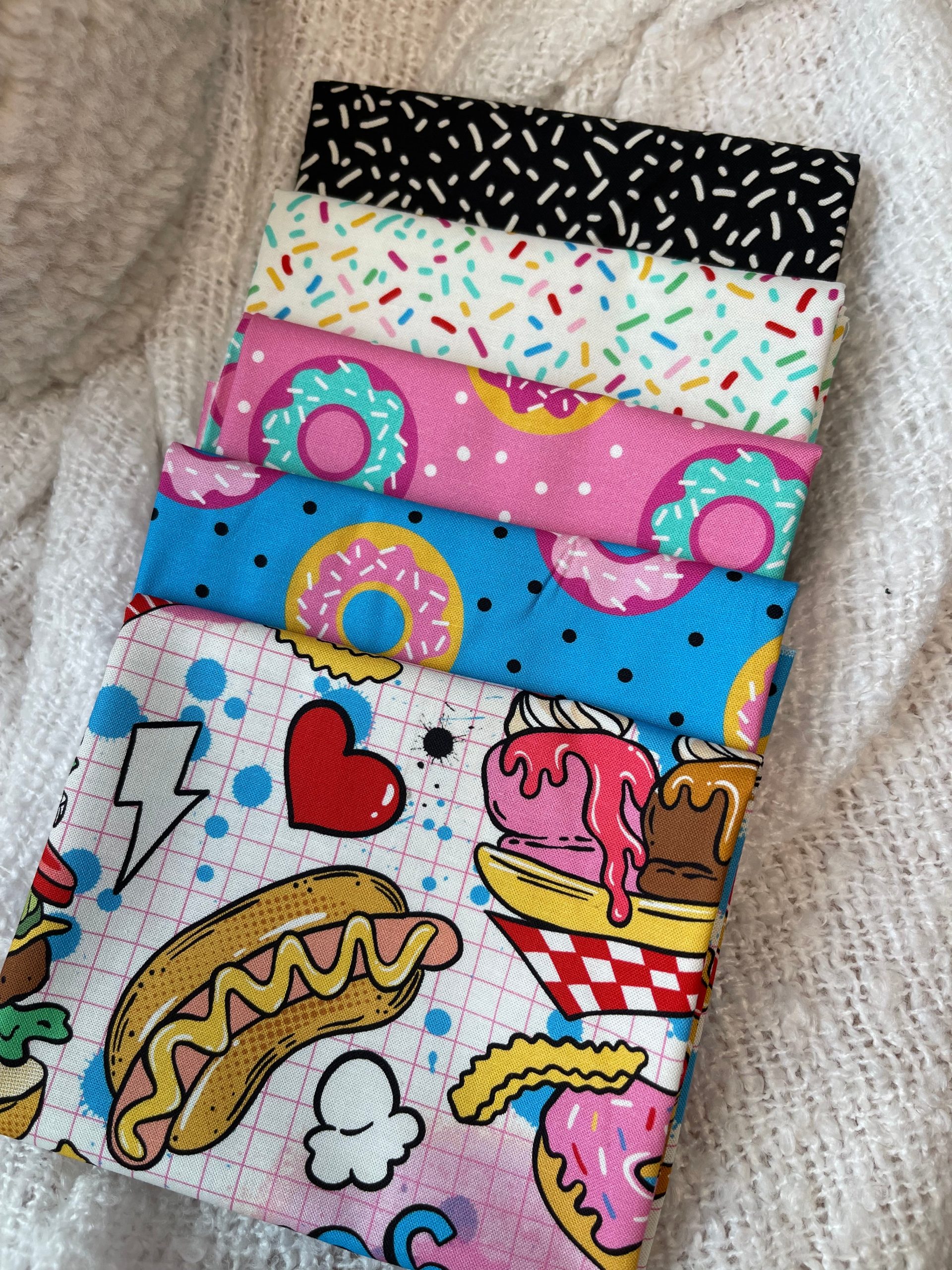 Snack Shack Crystal Manning - Fat Quarter Bundle