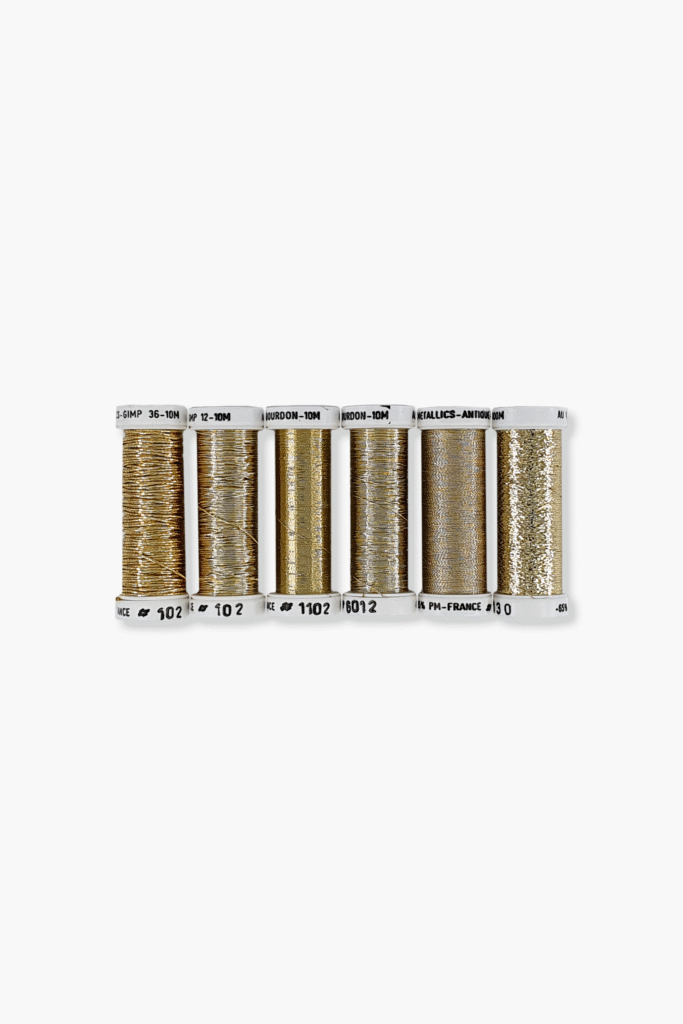 Au Ver à Soie Broderie Métallisés “Or” – Lot de 6 fils métalliques dorés