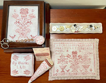 A French Rose- Les Petits Accoutrements pattern by Running With Needles & Scissors