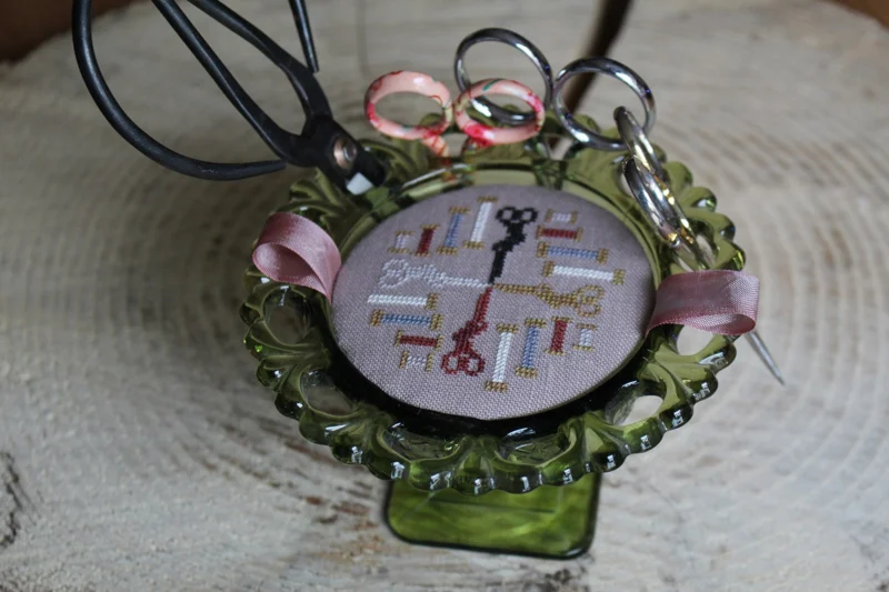 -- #2009 Save This Pin - Cross Stitch Chart