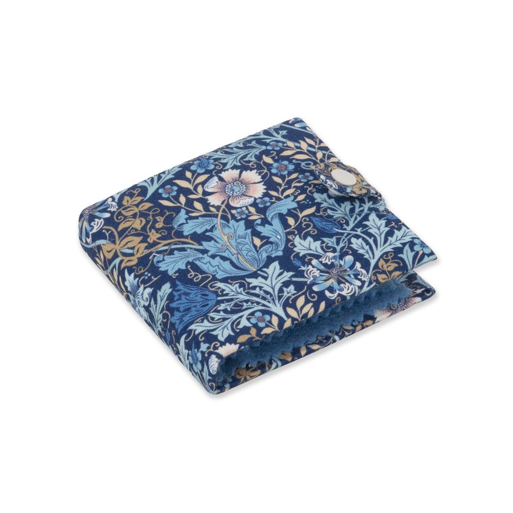 HOBBY GIFT Needle Case & Scissors