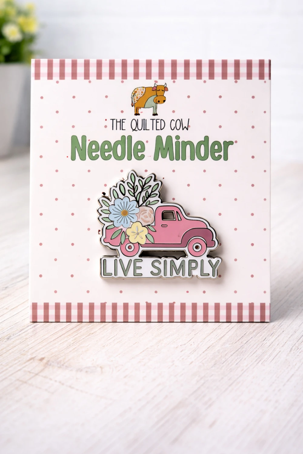 Live Simply Needle Minder #BCQC-77832