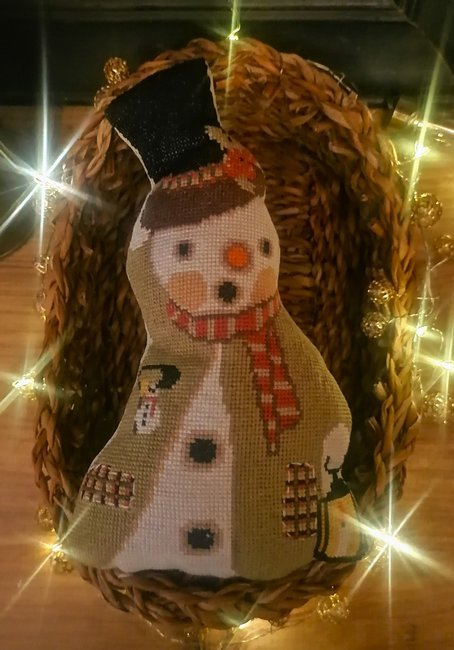 Twin Peak Snowman 2026 - Cross Stitch Chart
