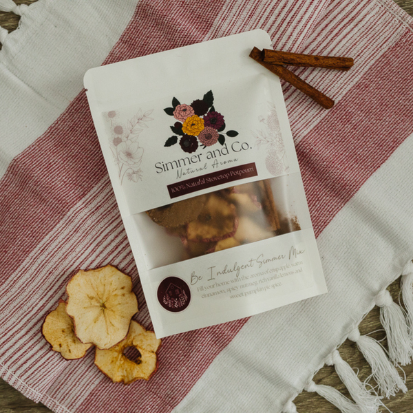 Be Indulgent Simmer Pot Mix, Cozy Apple Vanilla Spice Aroma