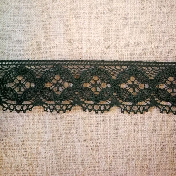 Acufactum "Margot" Lace Trim