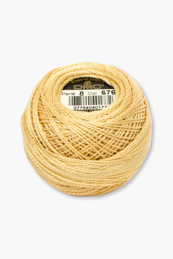 DMC Perlé No. 8 – Colore 676 – 100% Cotone – Gomitolo da 10 g