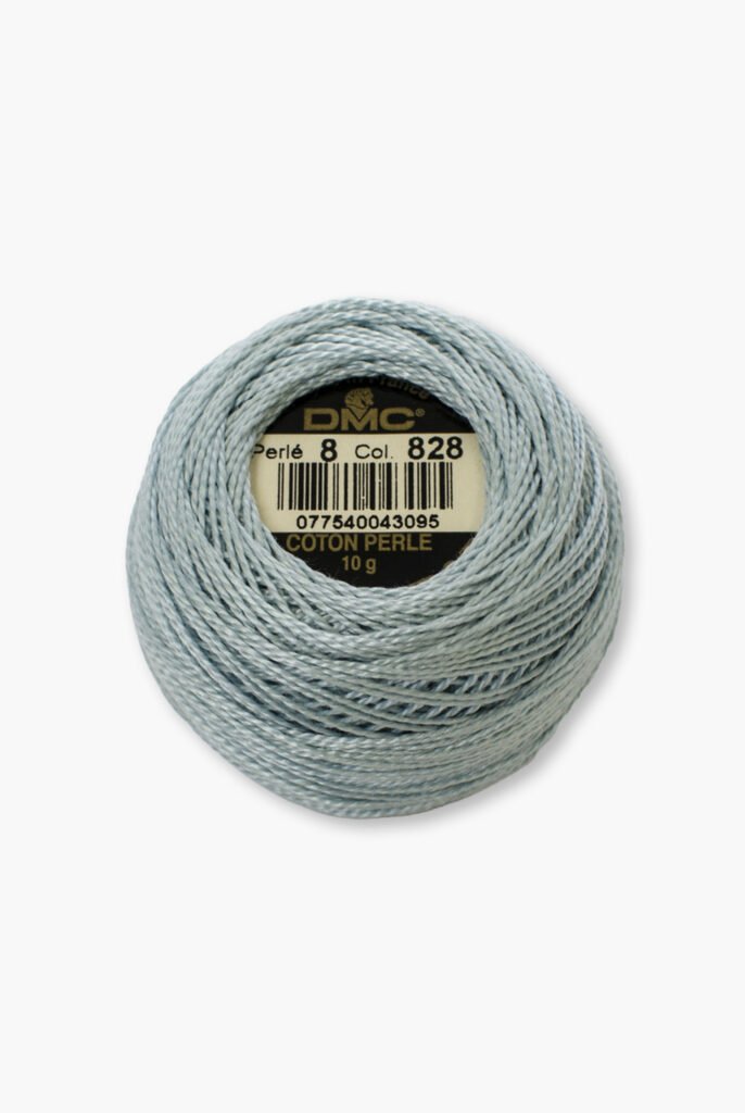 DMC Perlé No. 8 – Couleur 828 – 100% coton – Pelote de fil de 10 g