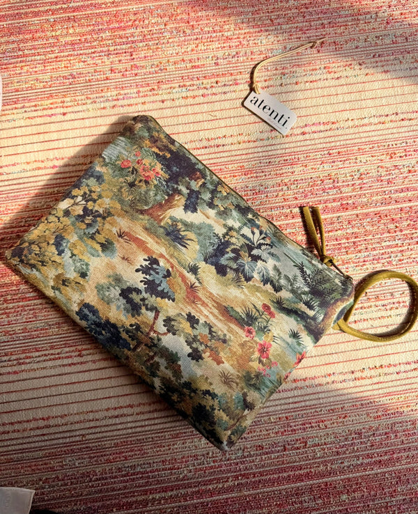 Atenti Forest Grand Pouch
