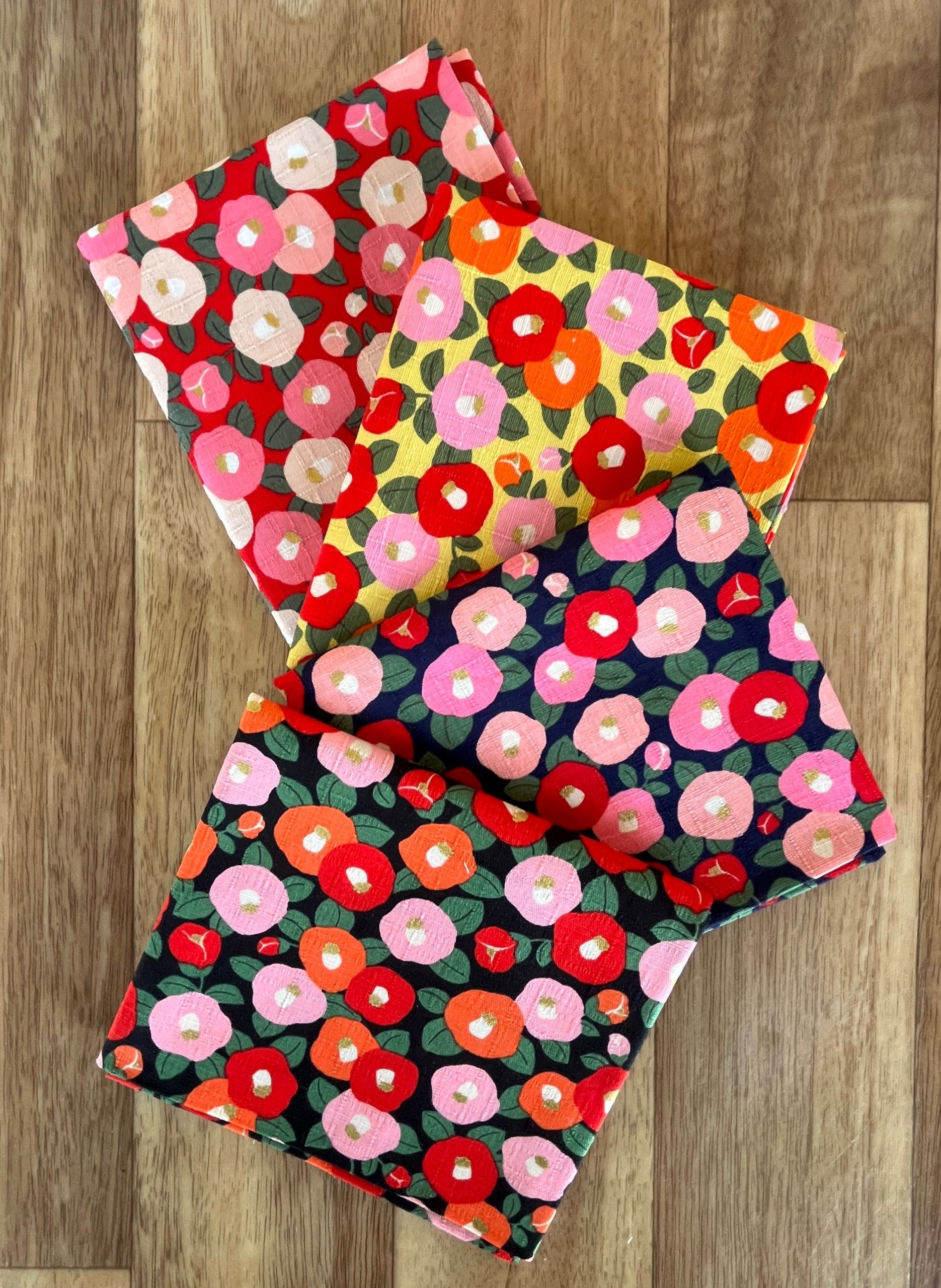 Floral Dobby Fat Quarter Bundle by Hokkoh