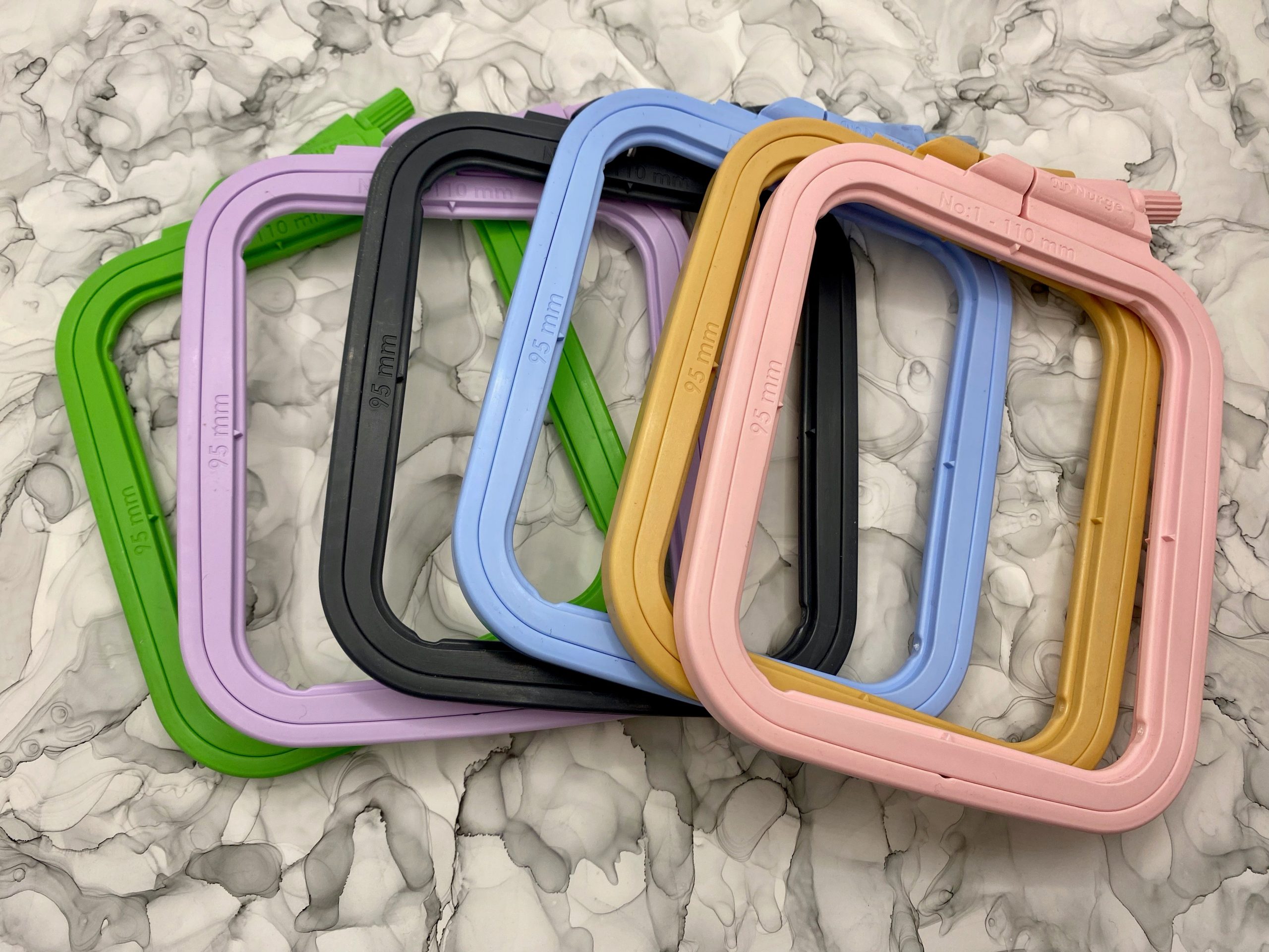 Rectangular Plastic Hoops by Nurge