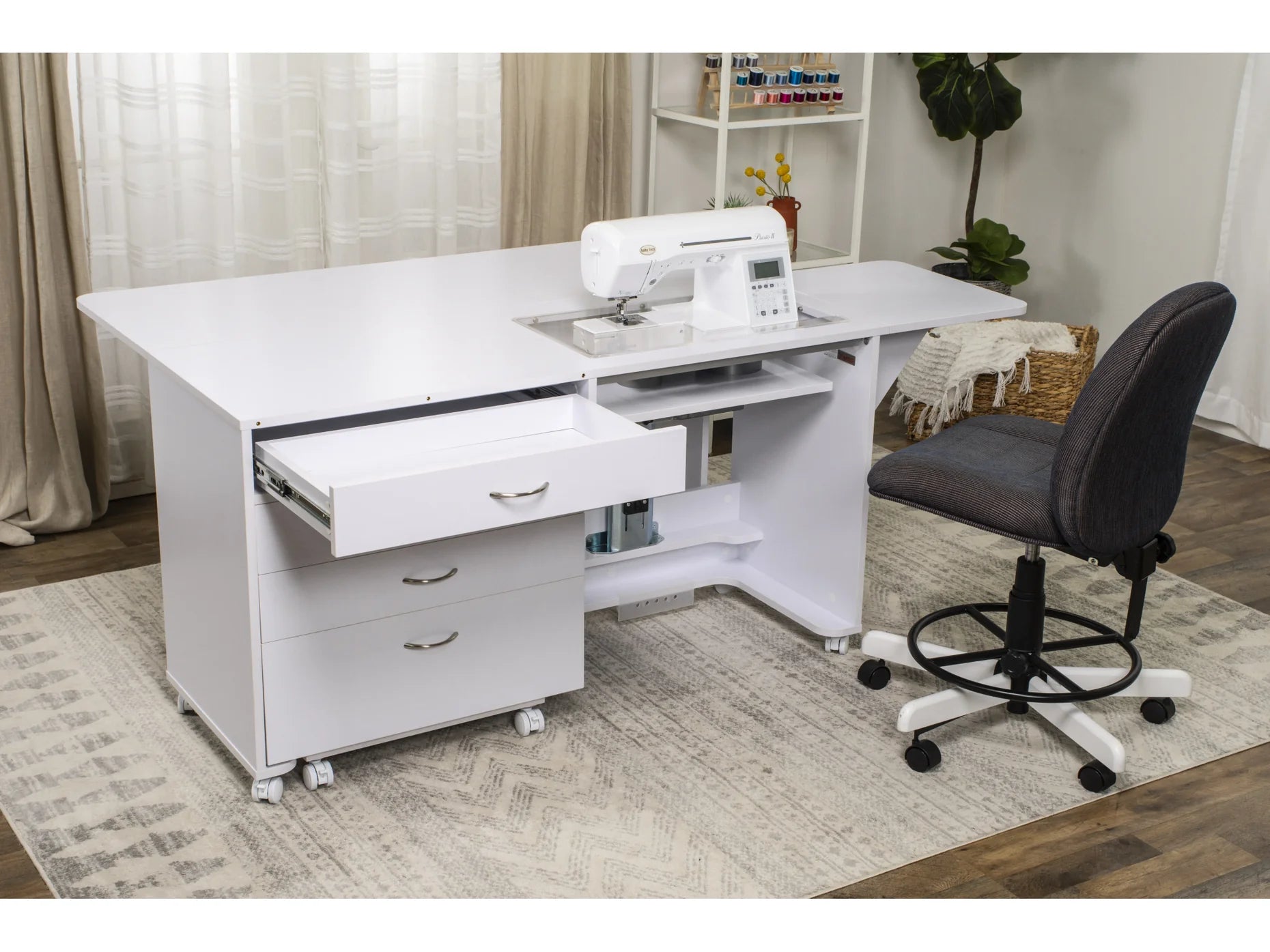 Koala Quilters Vision Sewing and Companion Chest in White