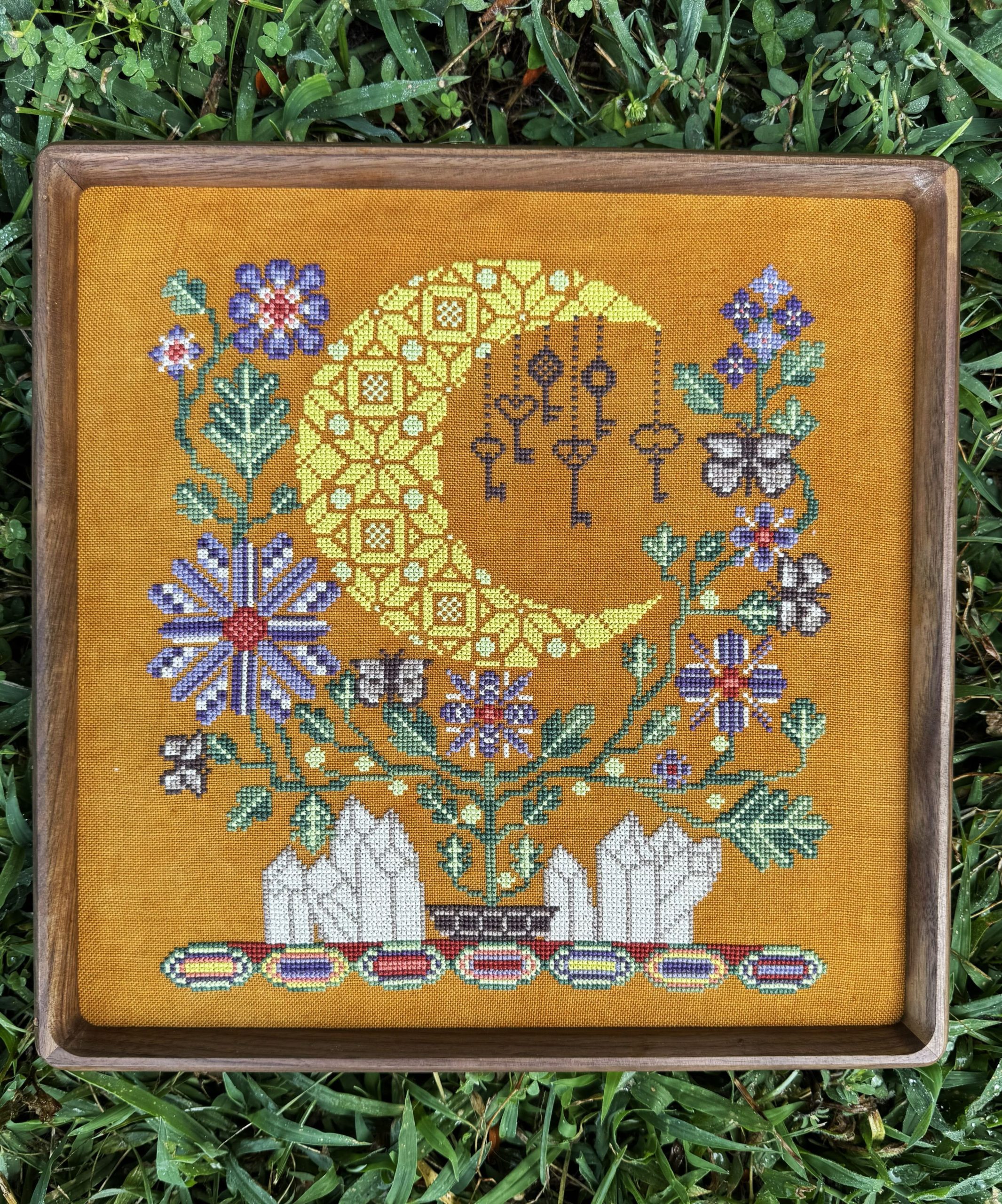 Marigold Needle MAGIC BY MOONLIGHT Cross Stitch Pattern