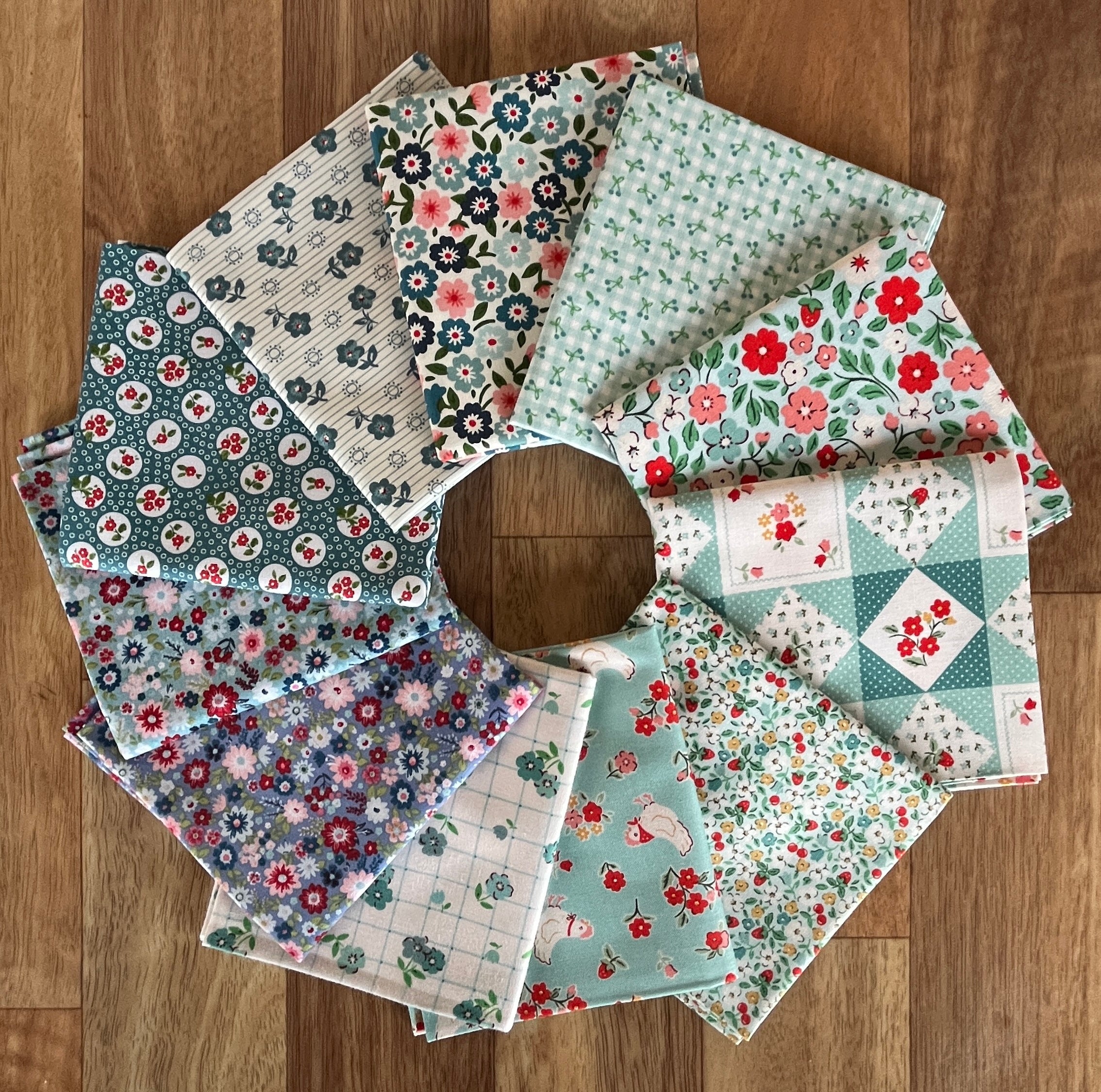 Poppie Cotton Blues Fat Quarter Bundle