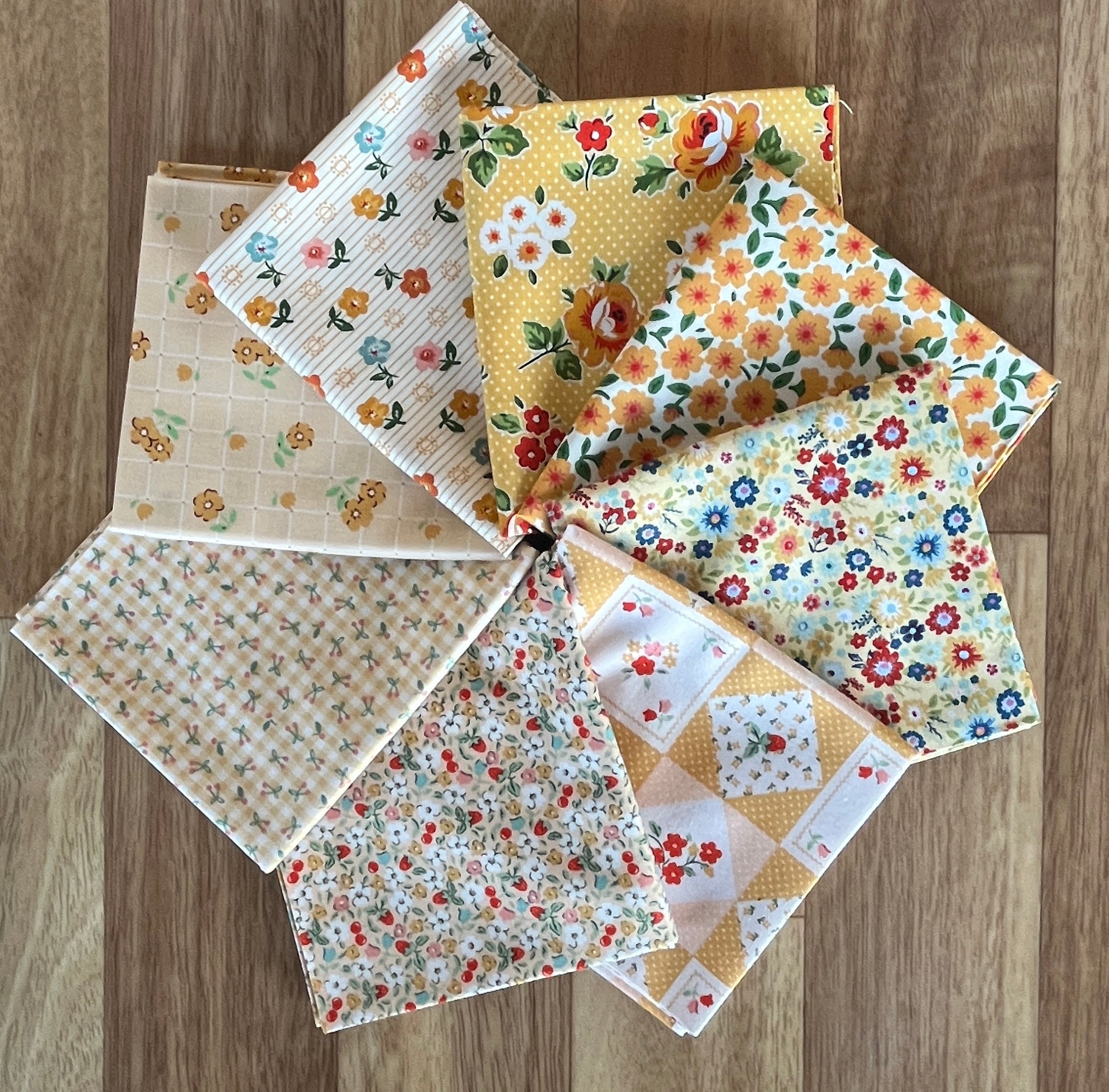 Poppie Cotton Yellows Fat Quarter Bundle