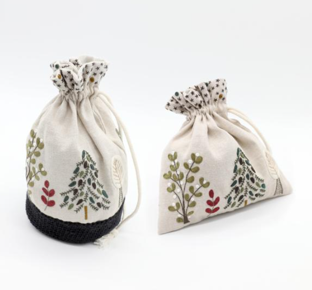 Pochon Sylvestre - Embroidery kit - Un chat dans l'aiguille