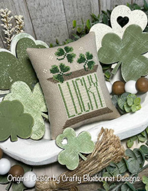 Lucky Clover Spool by Crafty Bluebonnet Designs - PAPER Pattern