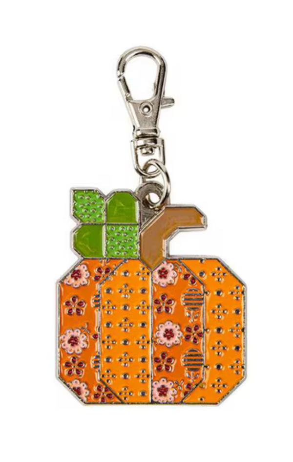 Lori Holt Bee Dots Enamel Happy Charm™ Pumpkin