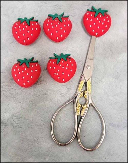 Strawberry Point Protectors, pk of 5 by Yarn Tree