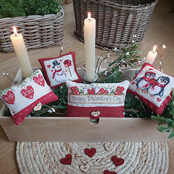 Valentine's Day Set Cuscinetti Cross Stitch Pattern by Serenita di campagna