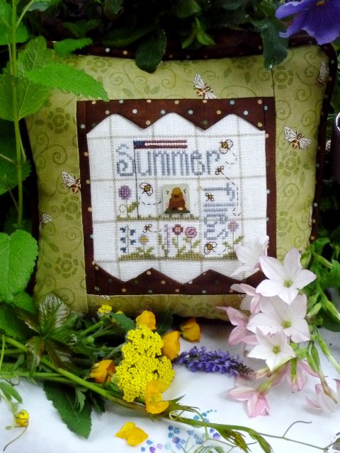 Summer Flies - Cross Stitch Chart