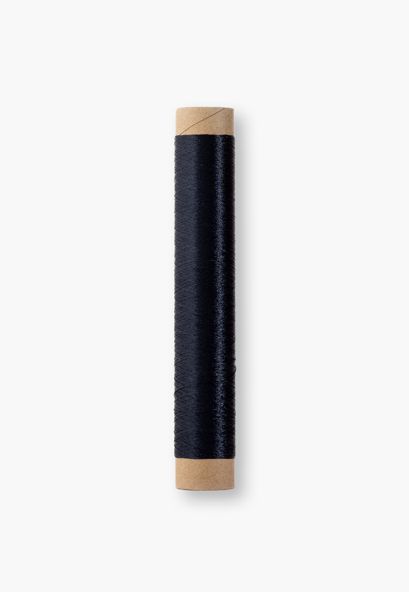 ITO Iki – 100% Maulbeerseiden-Stickgarn, Farbe 1213 Dark Navy