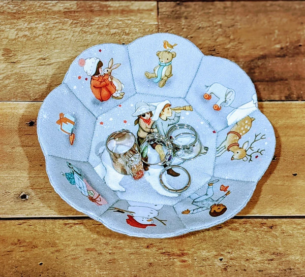 So Treasured Pretty Little Fabric Bowl Paper pattern