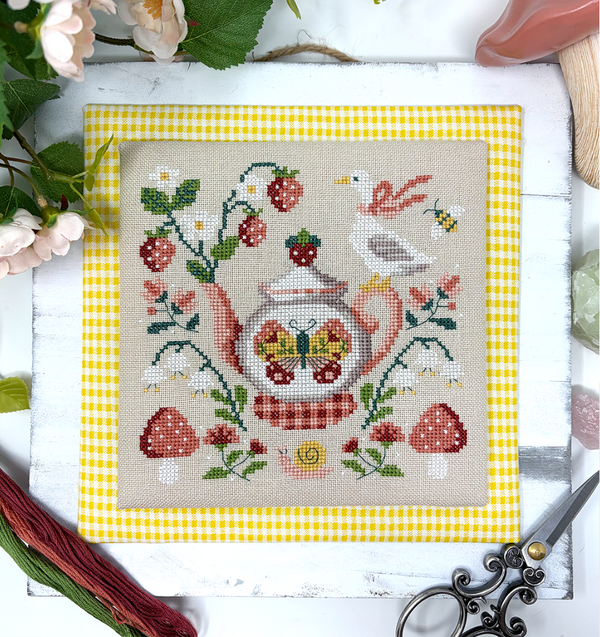 The Goose Teapot Cross Stitch by Tiny Modernist - Paper Pattern
