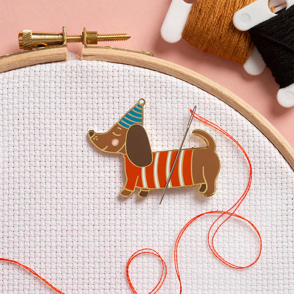 Sausage Dog Dachshund Magnetic Needle Minder by Caterpillar Cross Stitch