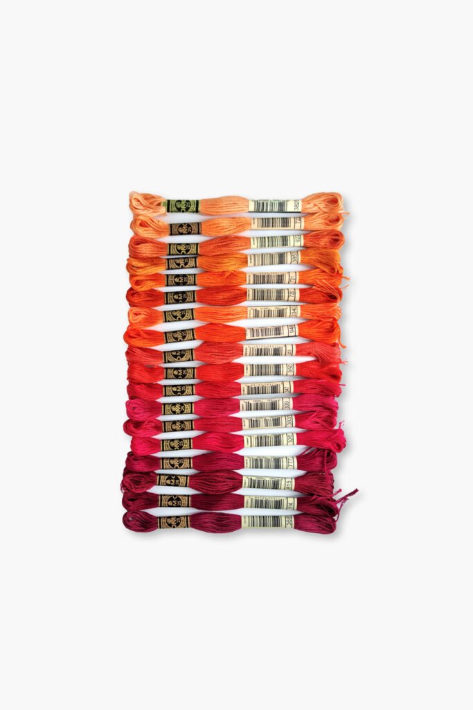 DMC Mouliné Spécial 117 – Coffret Sunset Spectrum – 18 écheveaux de broderie